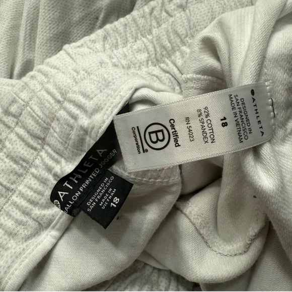 Athleta Farallon Jogger Pant Birch Grey Plus Size 18 Tracks Pants White Legging - Picture 8 of 10